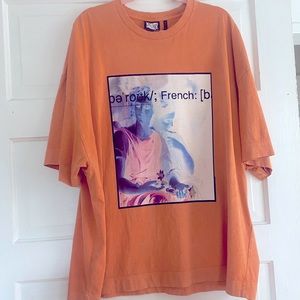 Men's Reclaimed Vintage Orange XL oversized tee with front graphic